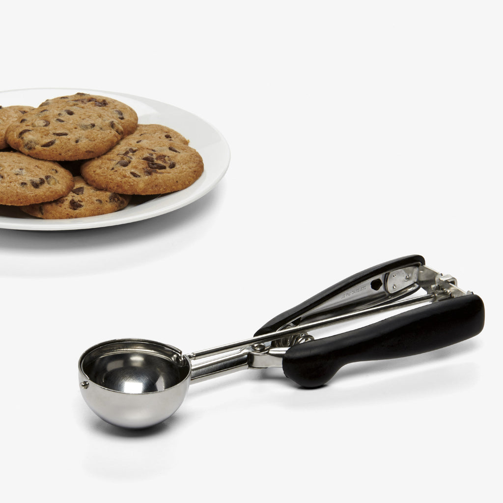 large-cookie-scoop-t3 1044082_5_large_cookie_scoop.jpg