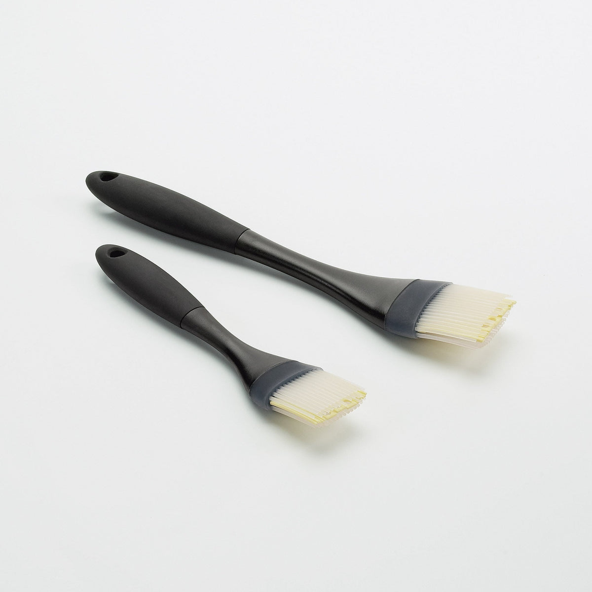 silicone-basting-brush-p7 1071061_3_oxogoodgrips_siliconebastingbrush.jpg