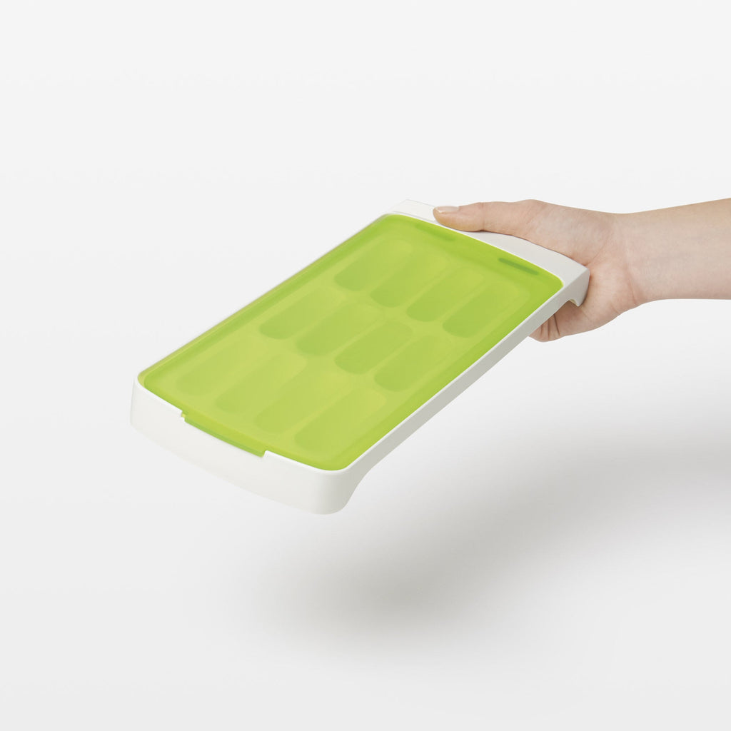 no-spill-ice-stick-tray-e4 11147700_5_no-spill_ice_stick_tray.jpg