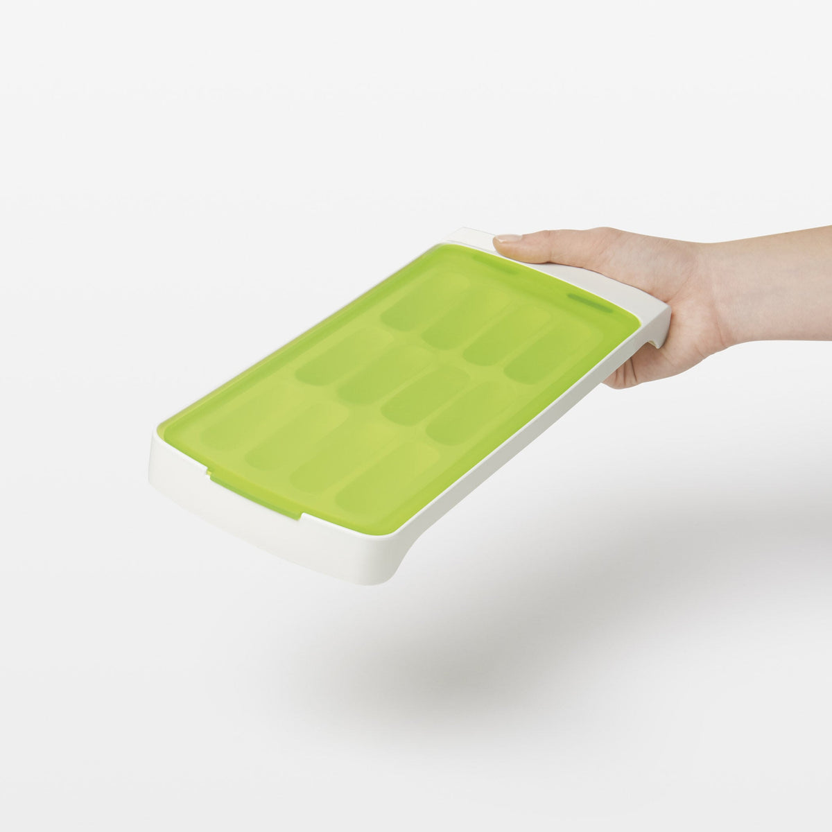 no-spill-ice-stick-tray-e4 11147700_5_no-spill_ice_stick_tray.jpg