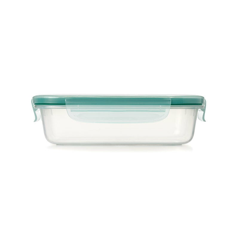 oxo-good-grips-5-1-cup-smart-seal-plastic-container-p7 11175100snap5point1cup.jpg
