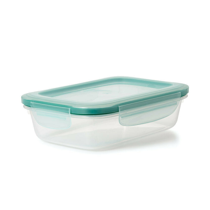 oxo-good-grips-5-1-cup-smart-seal-plastic-container-p7 11175100snap5point1cup2.jpg