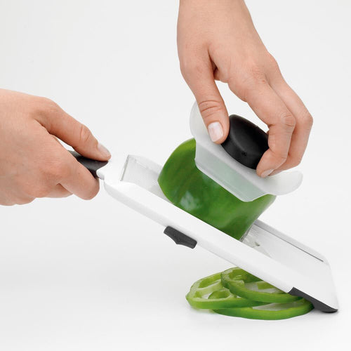 oxo-good-grips-hand-held-mandoline-slicer-x0 1119100_3.jpg