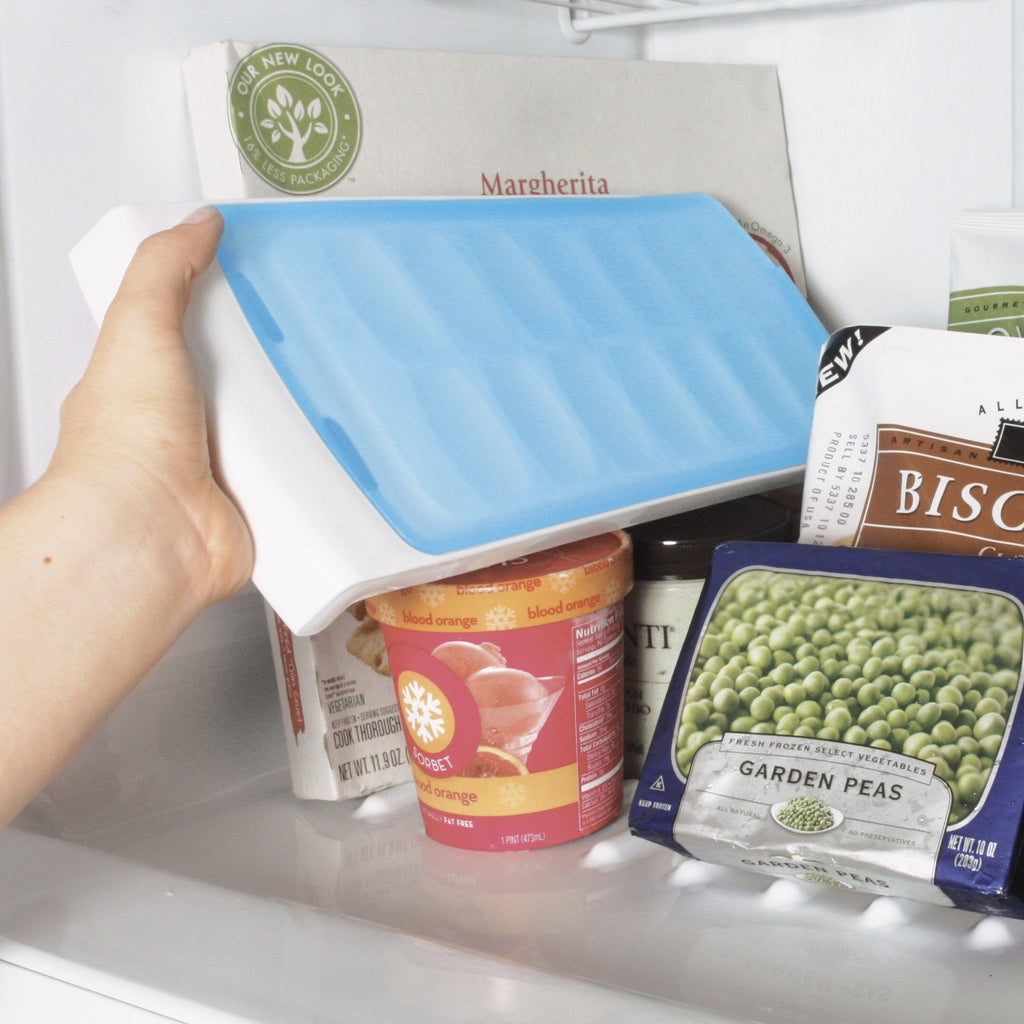 no-spill-ice-cube-tray-i9 1132080_4_no-spill_ice_cube_tray.jpg