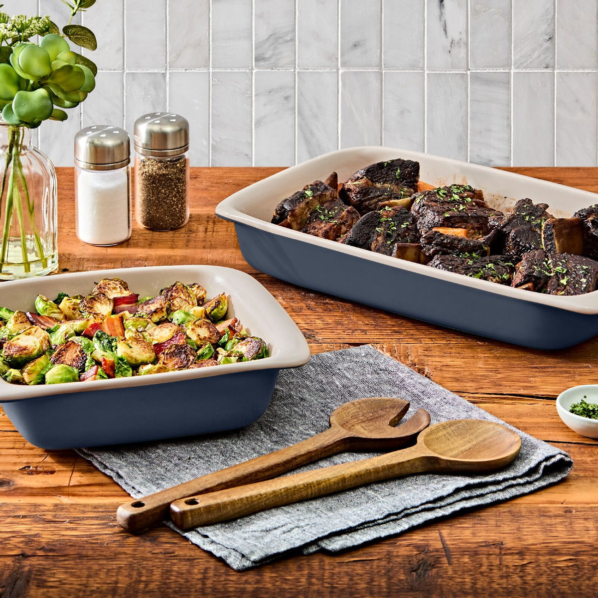 3-qt-rectangular-stoneware-baking-dish-v3 11428500_30.jpg