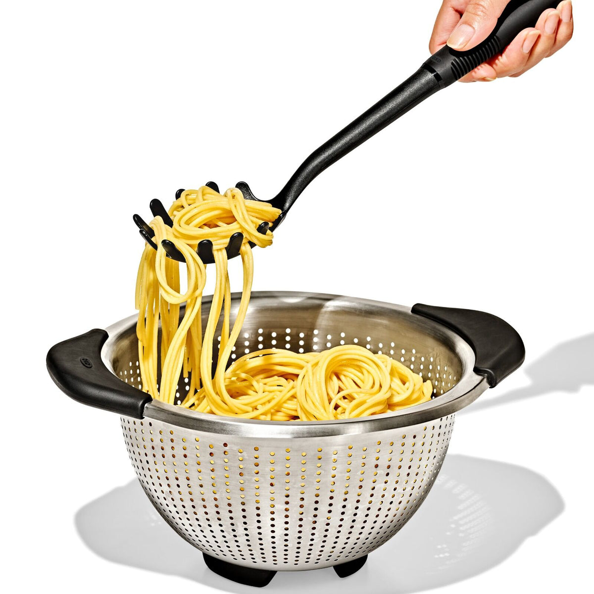 oxo-good-grips-nylon-spaghetti-server-k8 1190900v6_pdp_carousel_2.jpeg