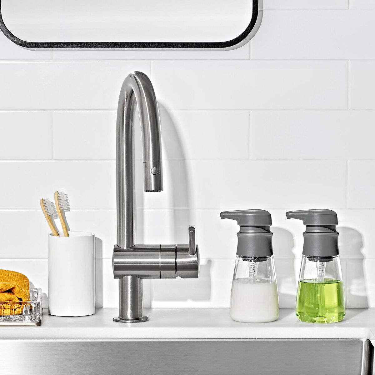 hand-soap-dispenser-10-oz-q5 13398100_11.jpg