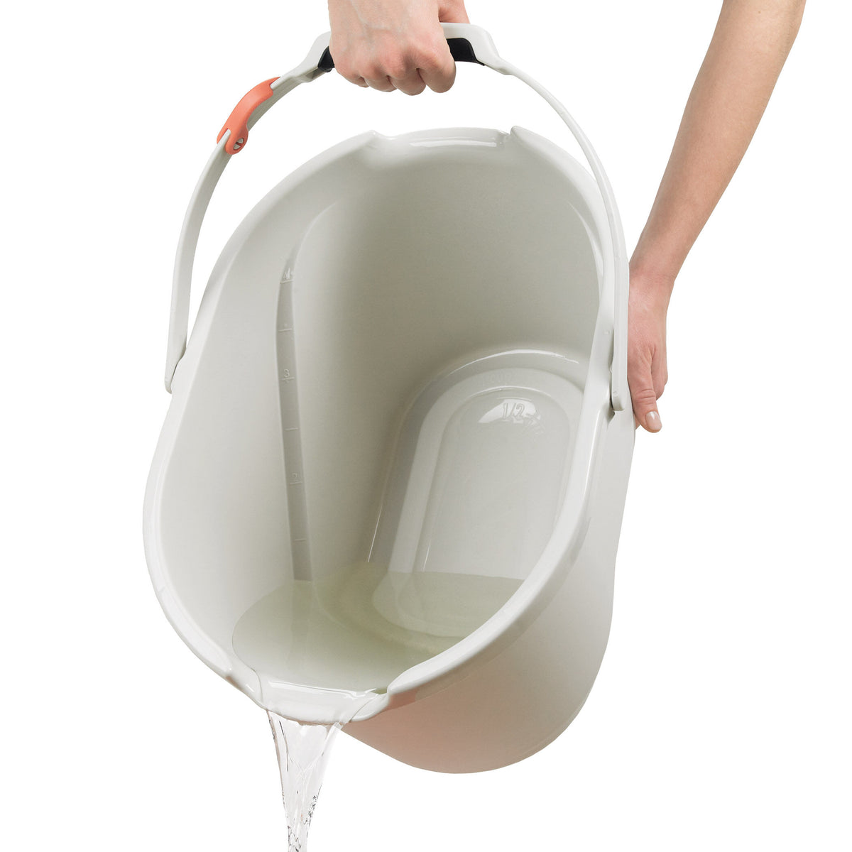 angled-measuring-bucket-y2 1367380_3_angled_measuring_bucket.jpg
