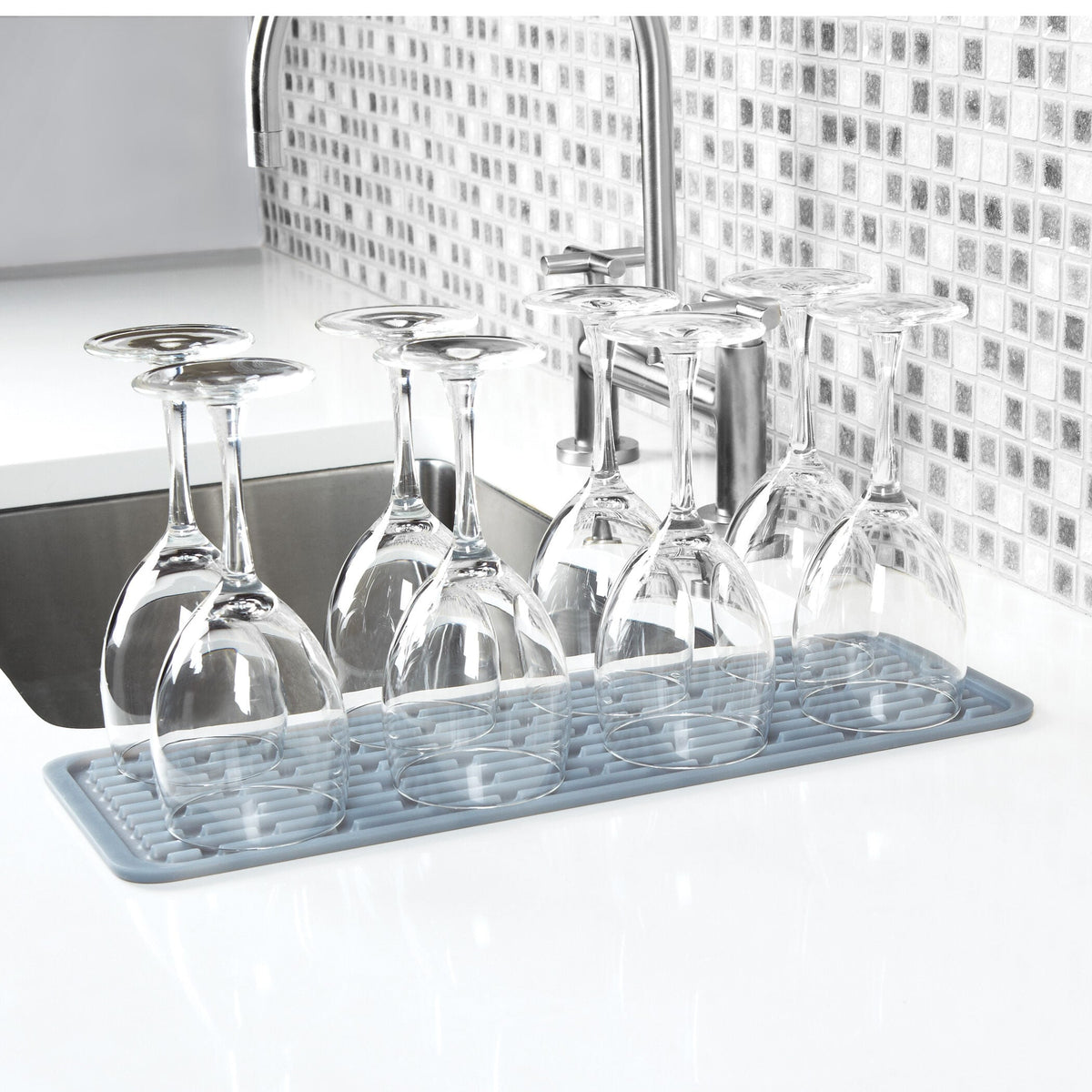 silicone-wine-glass-drying-mat-l0 1372100_3_silicone_wine_glass_drying_mat.jpg