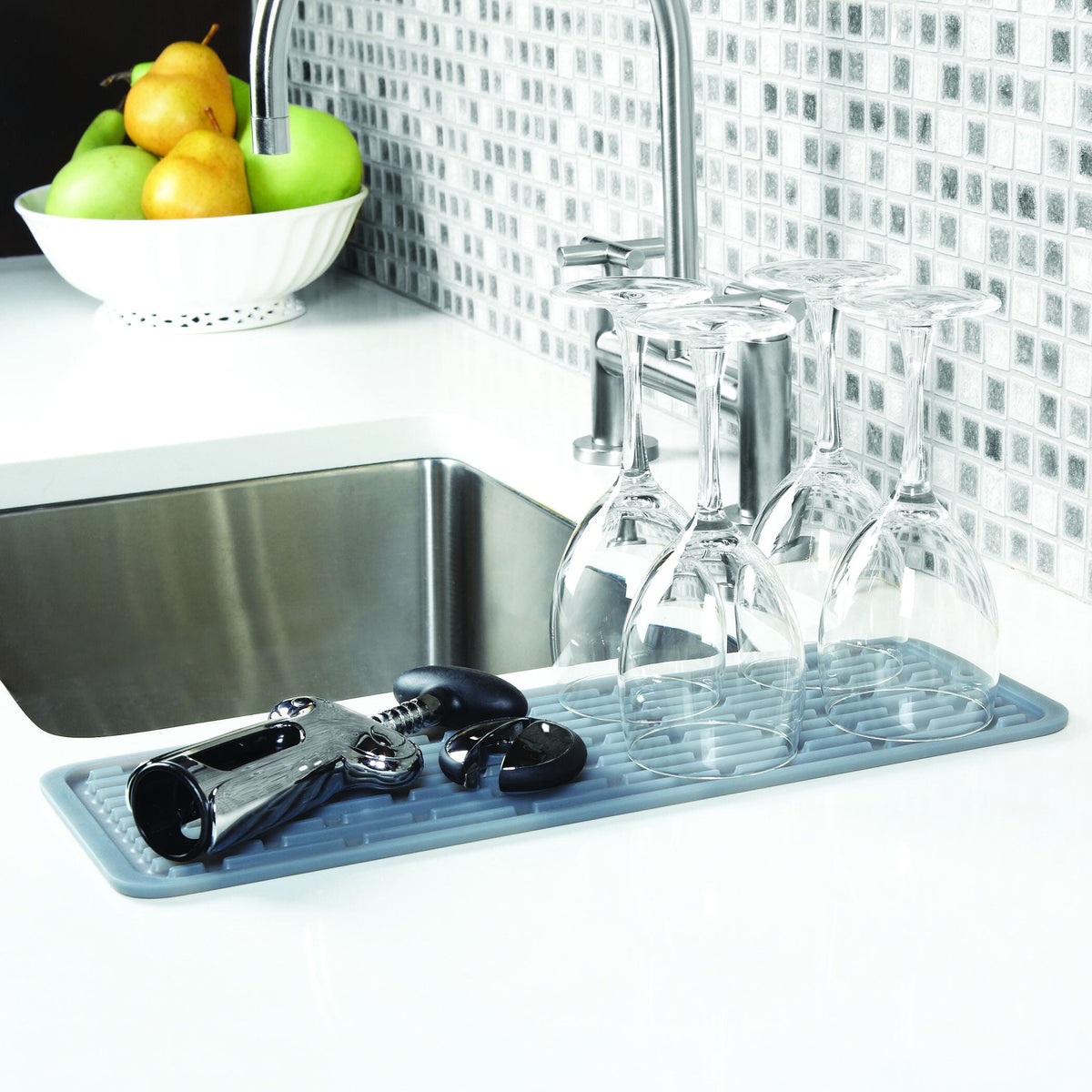 silicone-wine-glass-drying-mat-l0 1372100_5_silicone_wine_glass_drying_mat.jpg