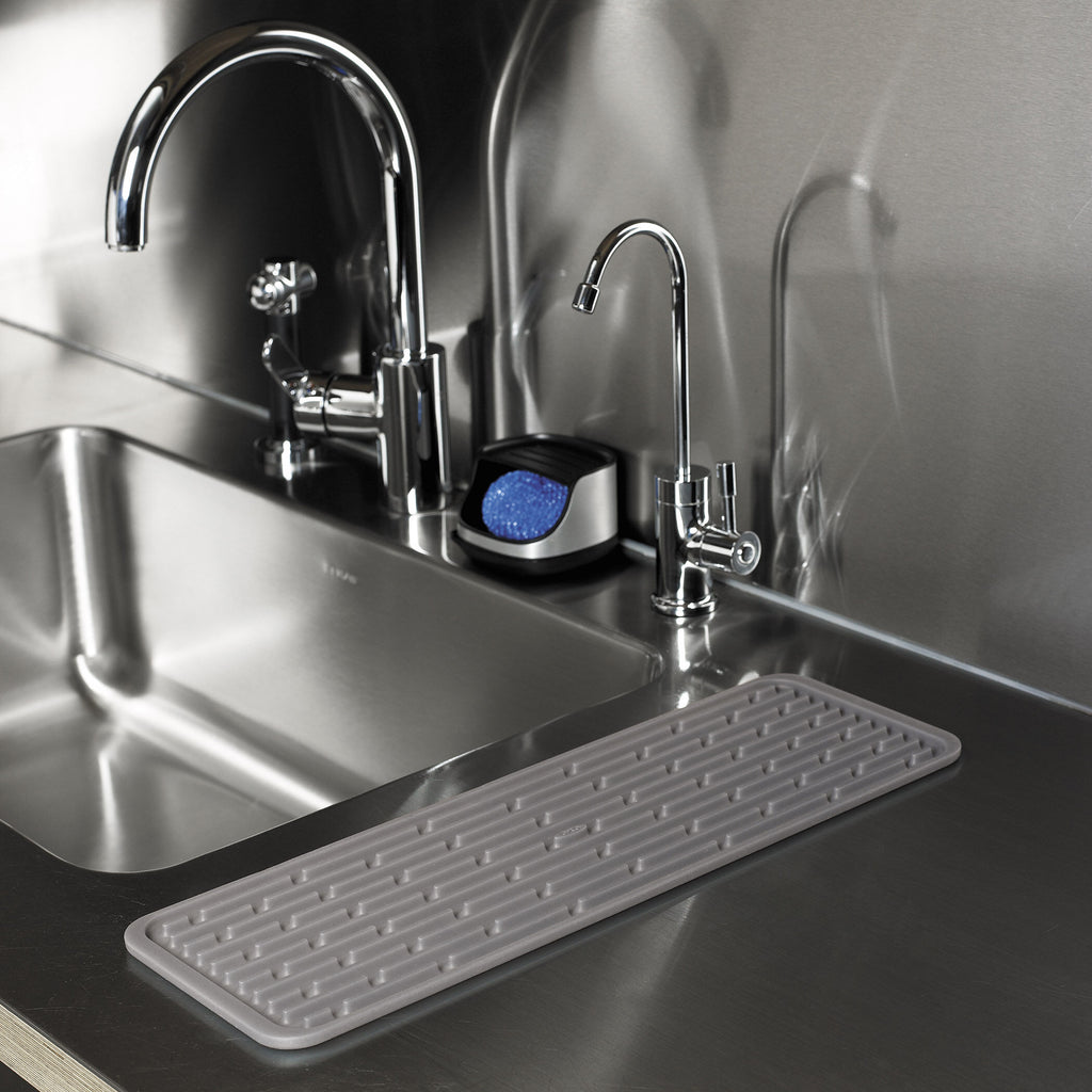 silicone-wine-glass-drying-mat-l0 1372100_6_silicone_wine_glass_drying_mat.jpg