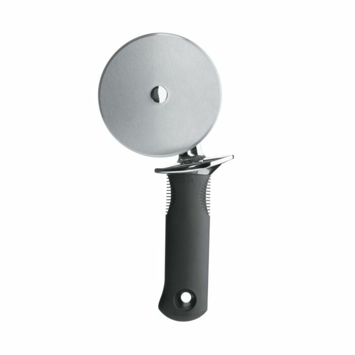 oxo-good-grips-4-pizza-wheel-q0 26681.jpg
