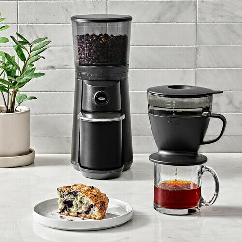 pour-over-coffee-maker-with-water-tank-matte-black-e3 7d28a9ce-c9cd-4014-a69e-e3e7b45c7980.jpg
