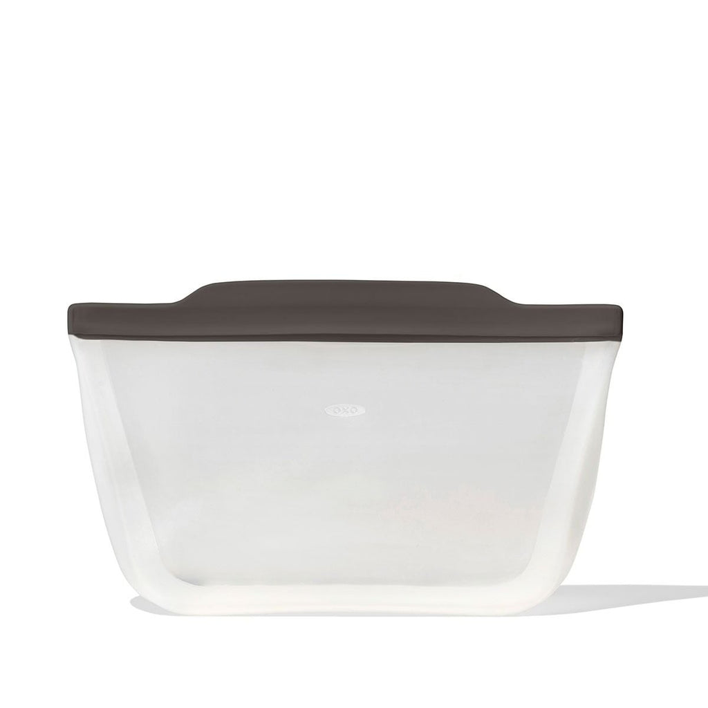outdoor-silicone-reusable-stand-up-bag-half-gallon-64-oz-r7 9113000_silicone_stand-up_half_gallon_64oz_32.jpg