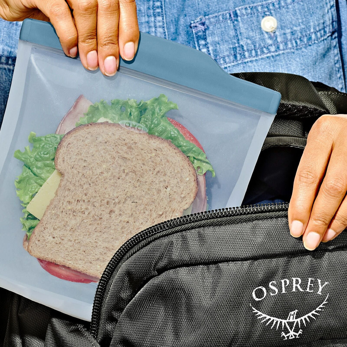silicone-reusable-bag-sandwich-28-oz-ocean-blue-q0 9114700_26.jpg