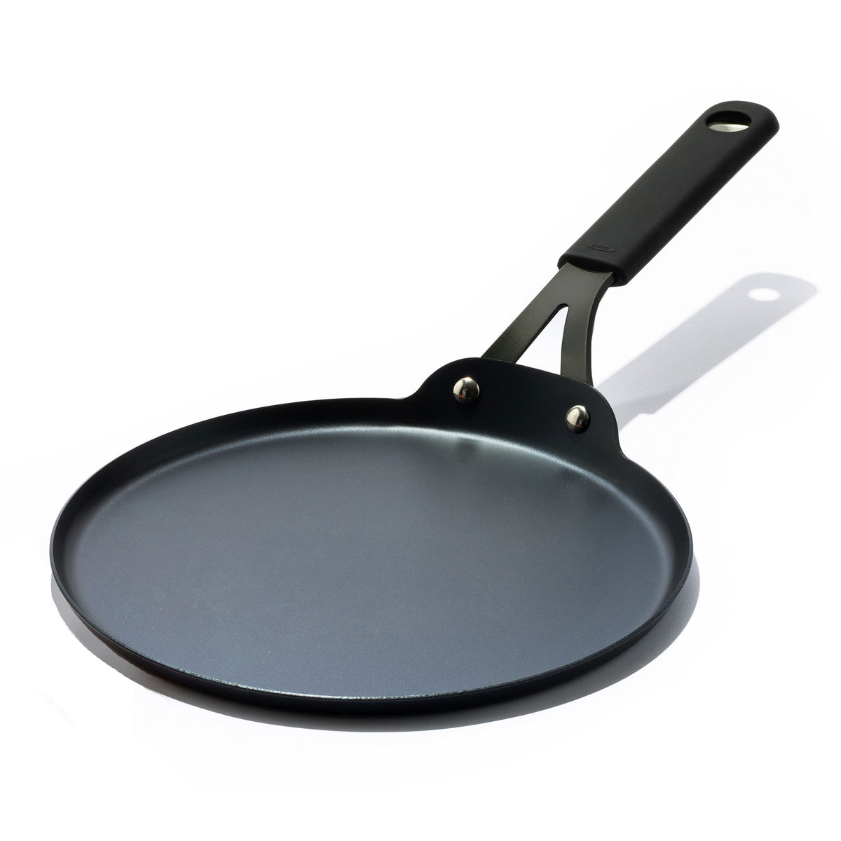 obsidian-carbon-steel-10-inch-crepe-pan-with-silicone-sleeve-d4 cc005102-001-1.jpg