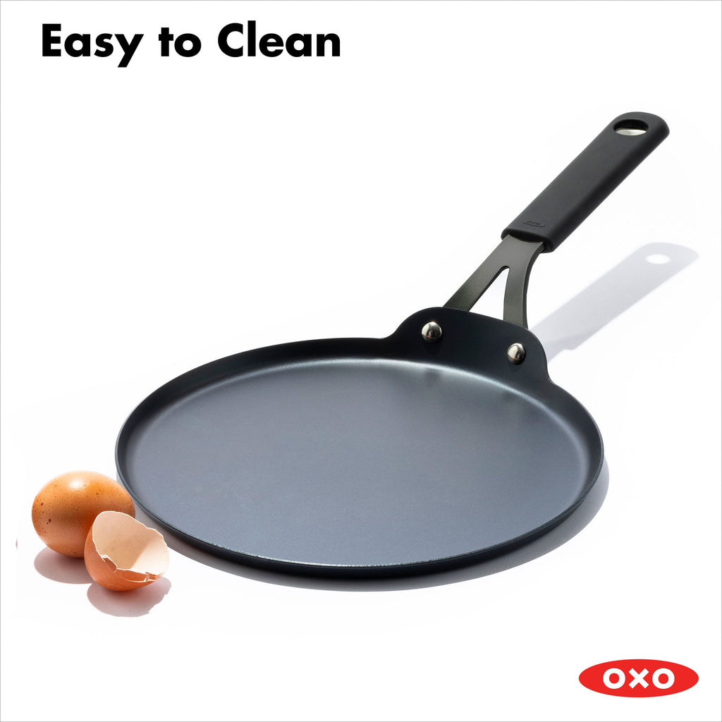 obsidian-carbon-steel-10-inch-crepe-pan-with-silicone-sleeve-d4 cc005102-001-8.jpg