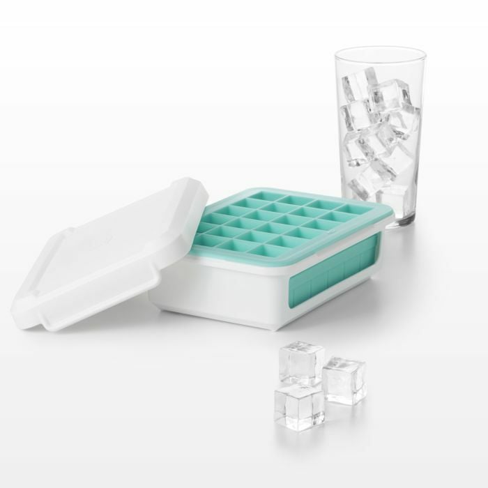 covered-silicone-ice-cube-tray-cocktail-cubes-c9 covered_silicone_ice_cube_tray-cocktail_cubes_11154300_4.jpg