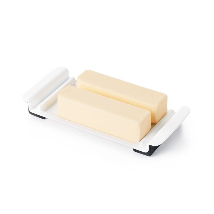 oxo-good-grips-wide-butter-dish-e2 gg_11198400_1d.jpg