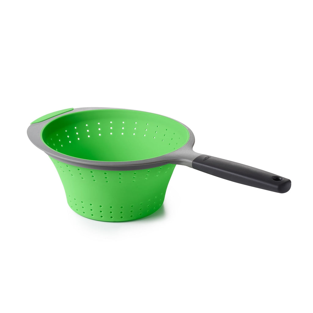 silicone-collapsible-strainer-2-0-qt-a8 gg_11208300_1.jpg