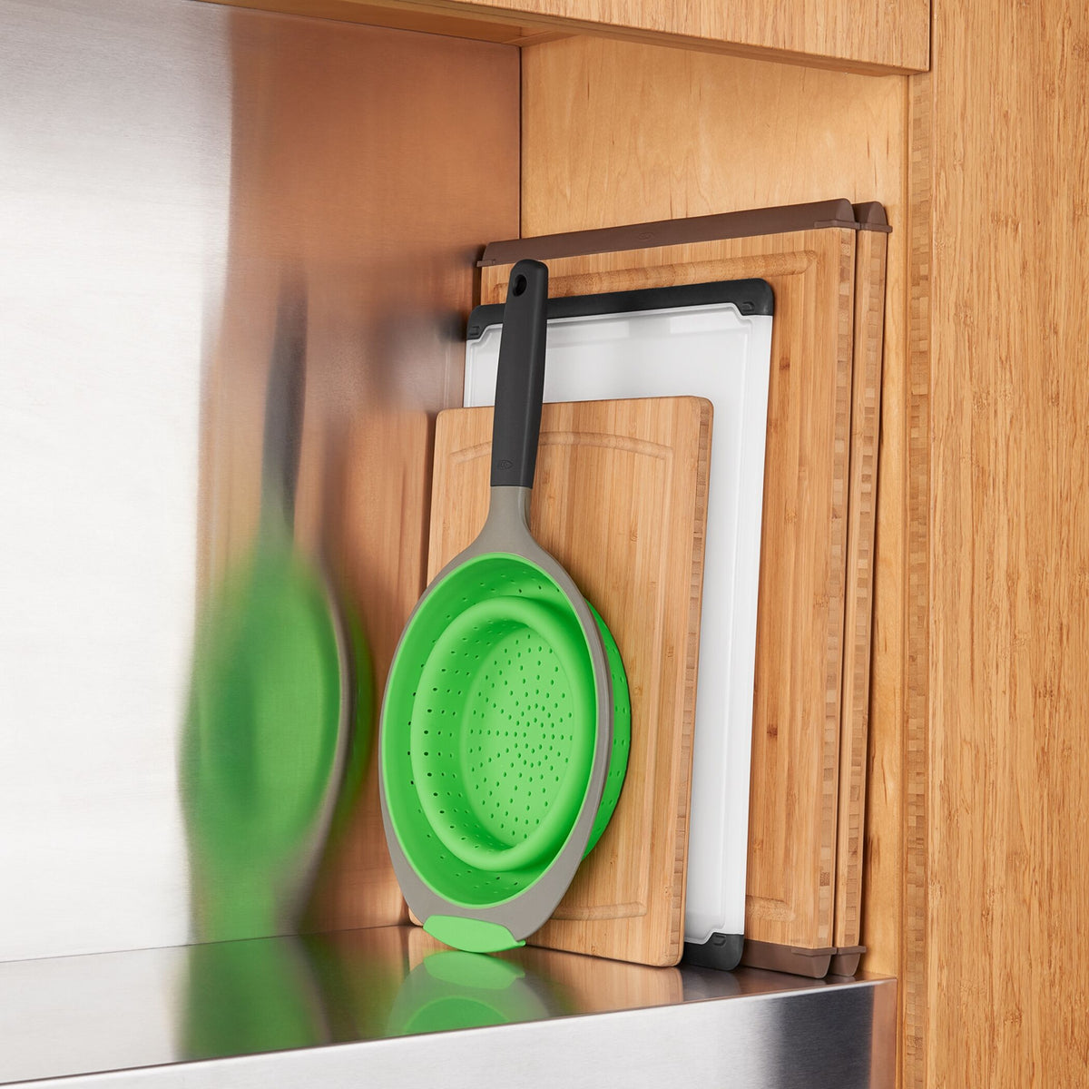 silicone-collapsible-strainer-2-0-qt-a8 gg_11208300_9.jpg