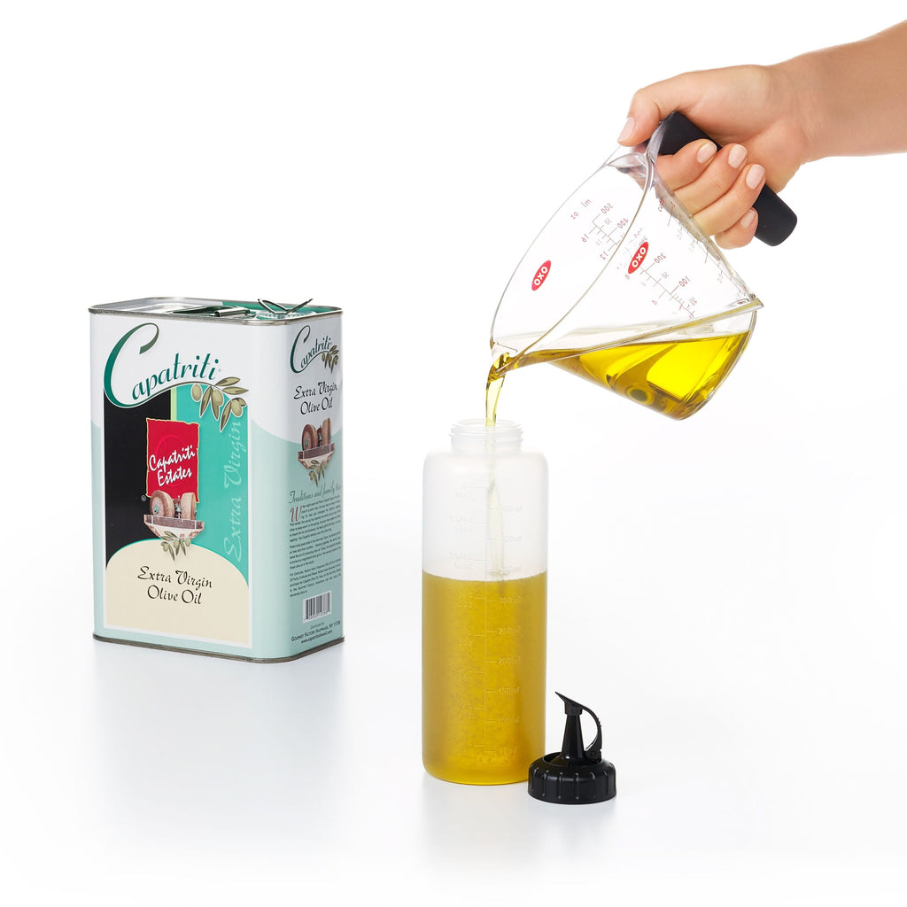 oxo-chef-s-squeeze-bottles-12-ounces-d5 gg_11219300_4.jpg