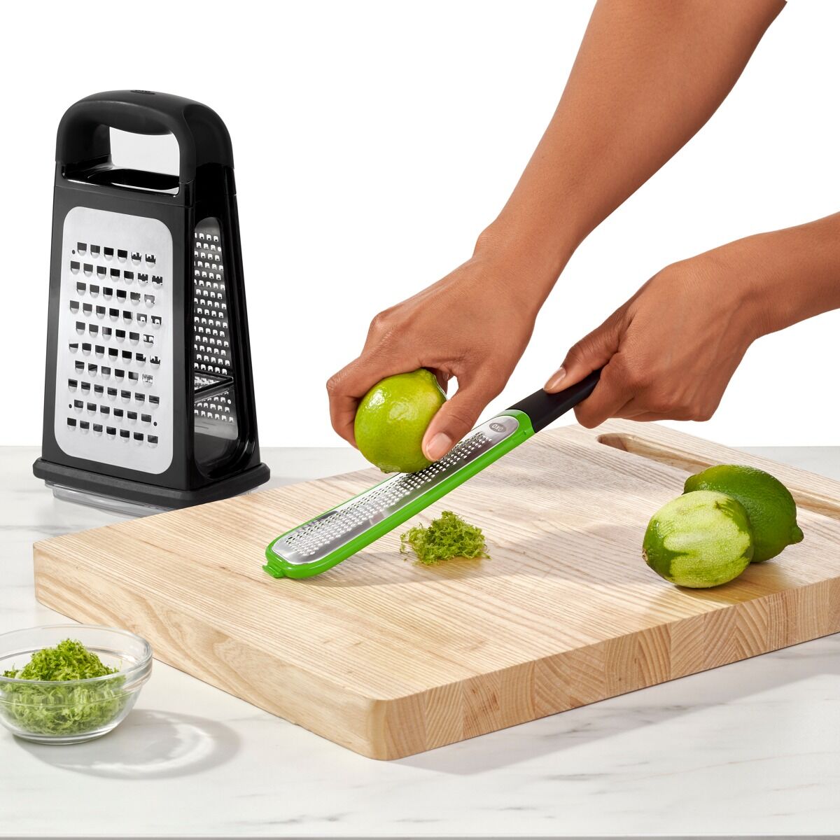etched-box-grater-with-removable-zester-x1 gg_11231700_4a.jpg
