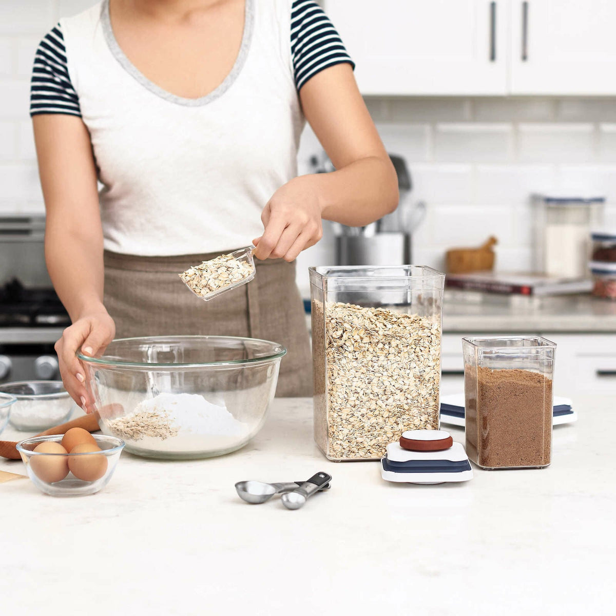 8-piece-pop-container-baking-set-a9 gg_11236500_4_1_.jpg