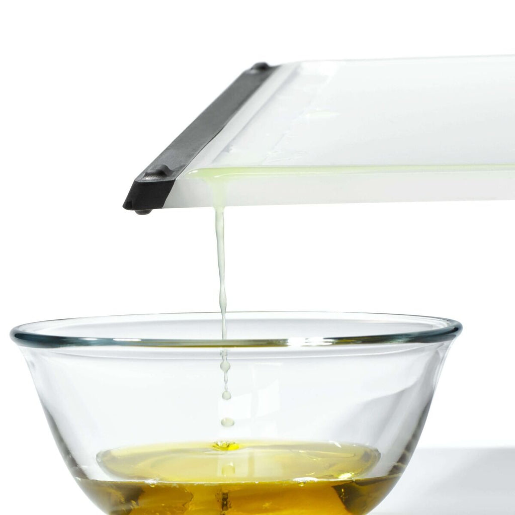 everyday-cutting-board-r8 gg_11272700_7a_1__1.jpg