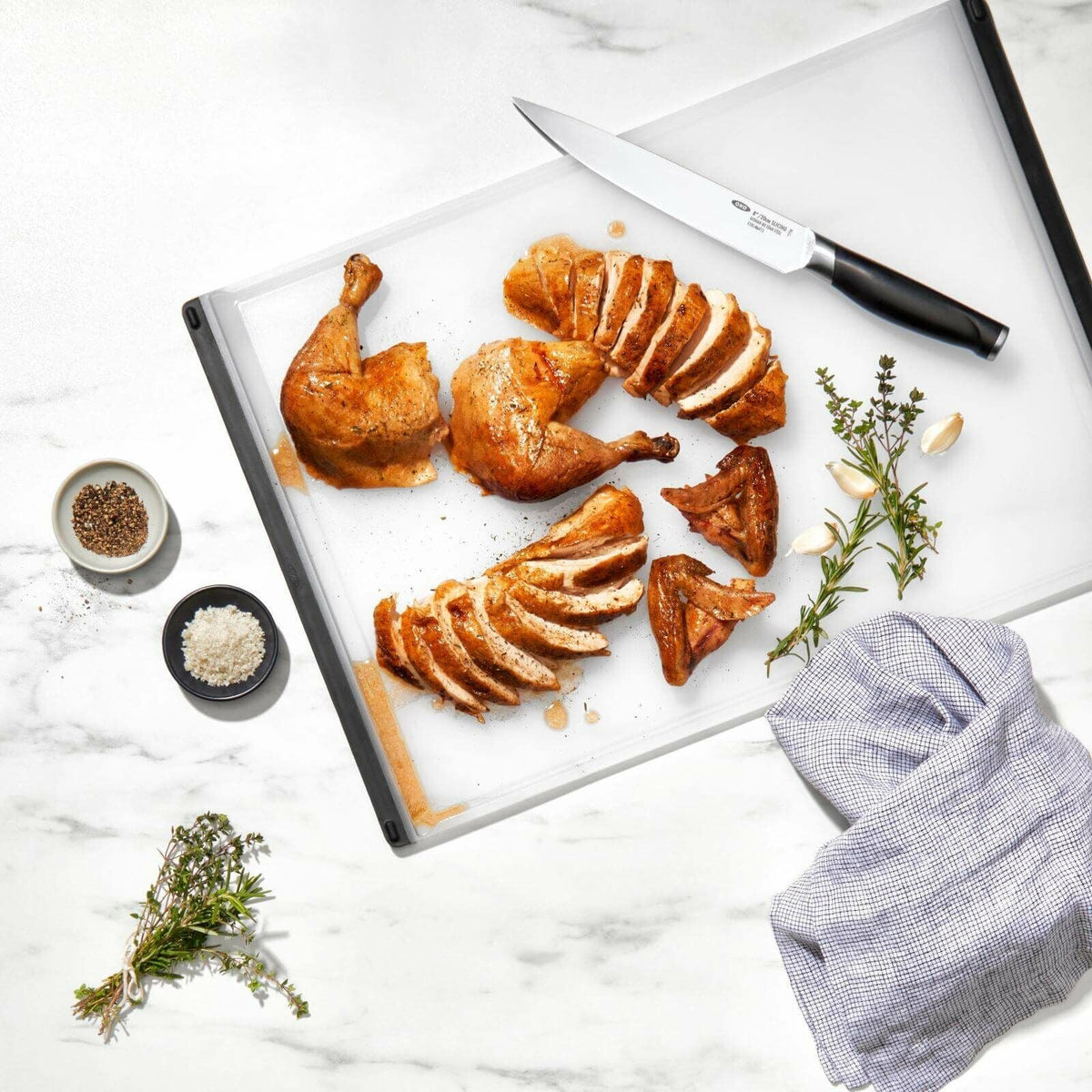 carving-and-cutting-board-y1 gg_11272900_9b.jpg