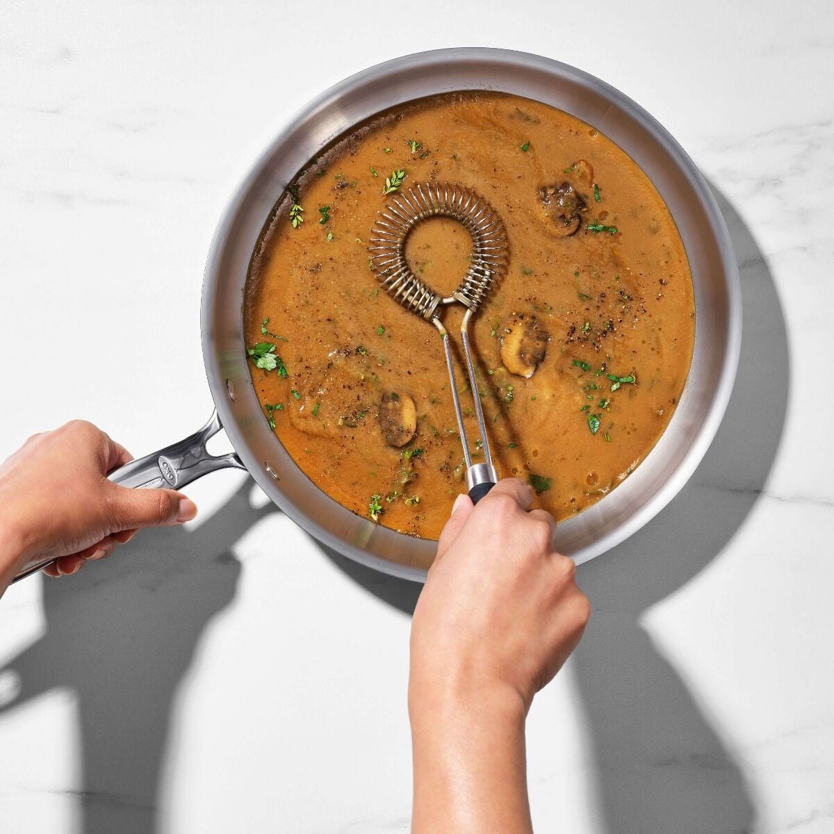 sauce-and-gravy-whisk-t7 gg_11278500_4b_1_.jpg
