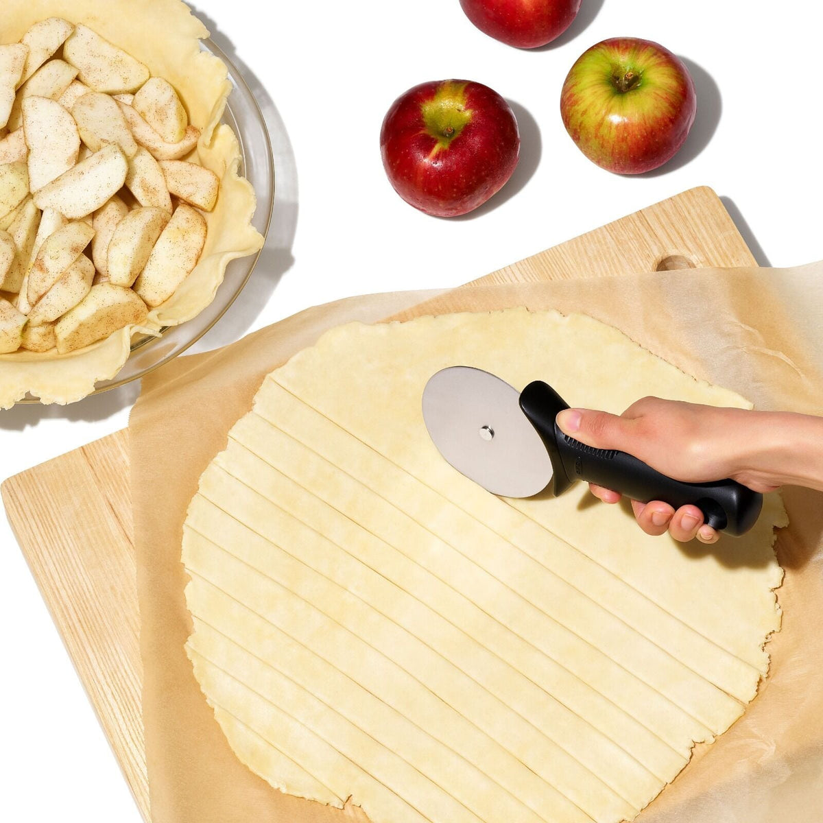 3-5-in-pizza-wheel-e0 gg_11300900_4b_1.jpg