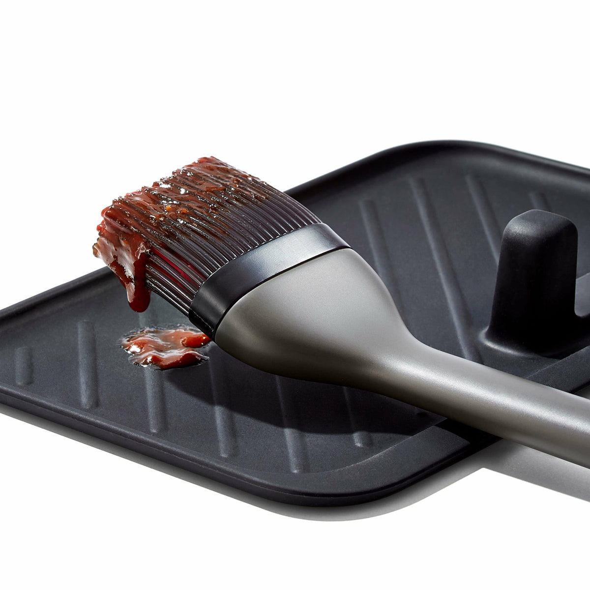 grilling-basting-brush-y3 gg_11309300_050620_4_rgb_1_.jpg