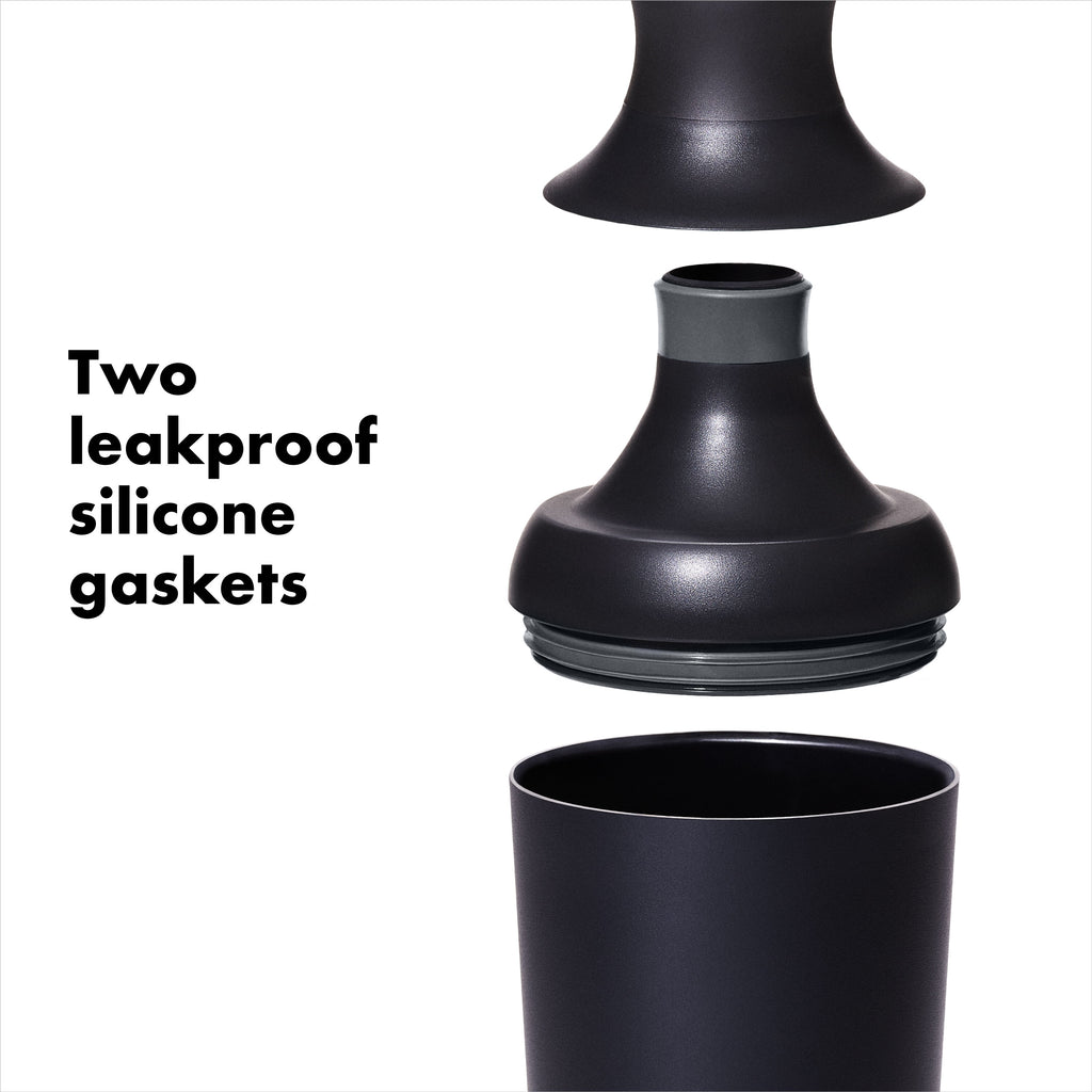 oxo-good-grips-plastic-cocktail-shaker-20-oz-590-ml-capacity-j4 gg_11327200_8.jpg