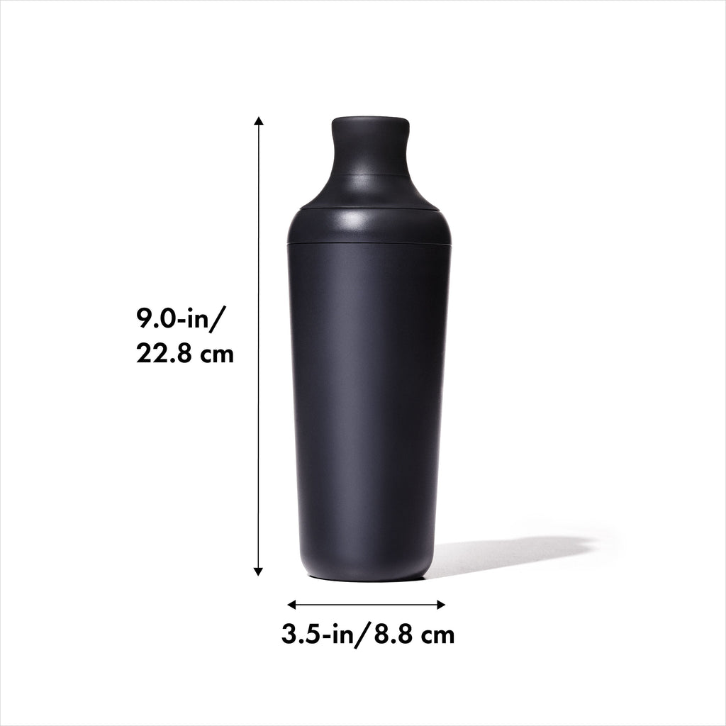 oxo-good-grips-plastic-cocktail-shaker-20-oz-590-ml-capacity-j4 gg_11327200_8dim.jpg