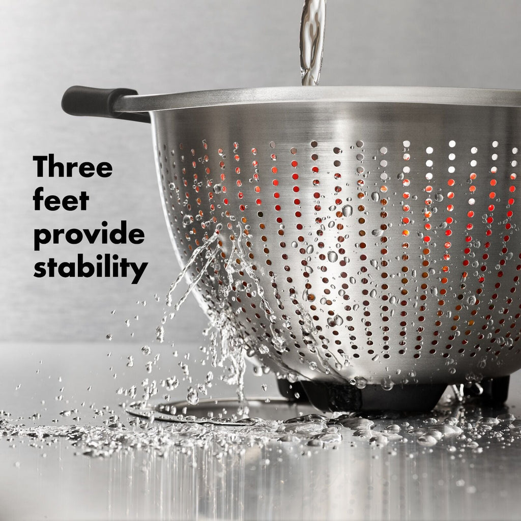 stainless-steel-3-qt-2-8l-colander-q6 gg_11330800_stainlesssteelcolander3qt_apdp_03.jpg