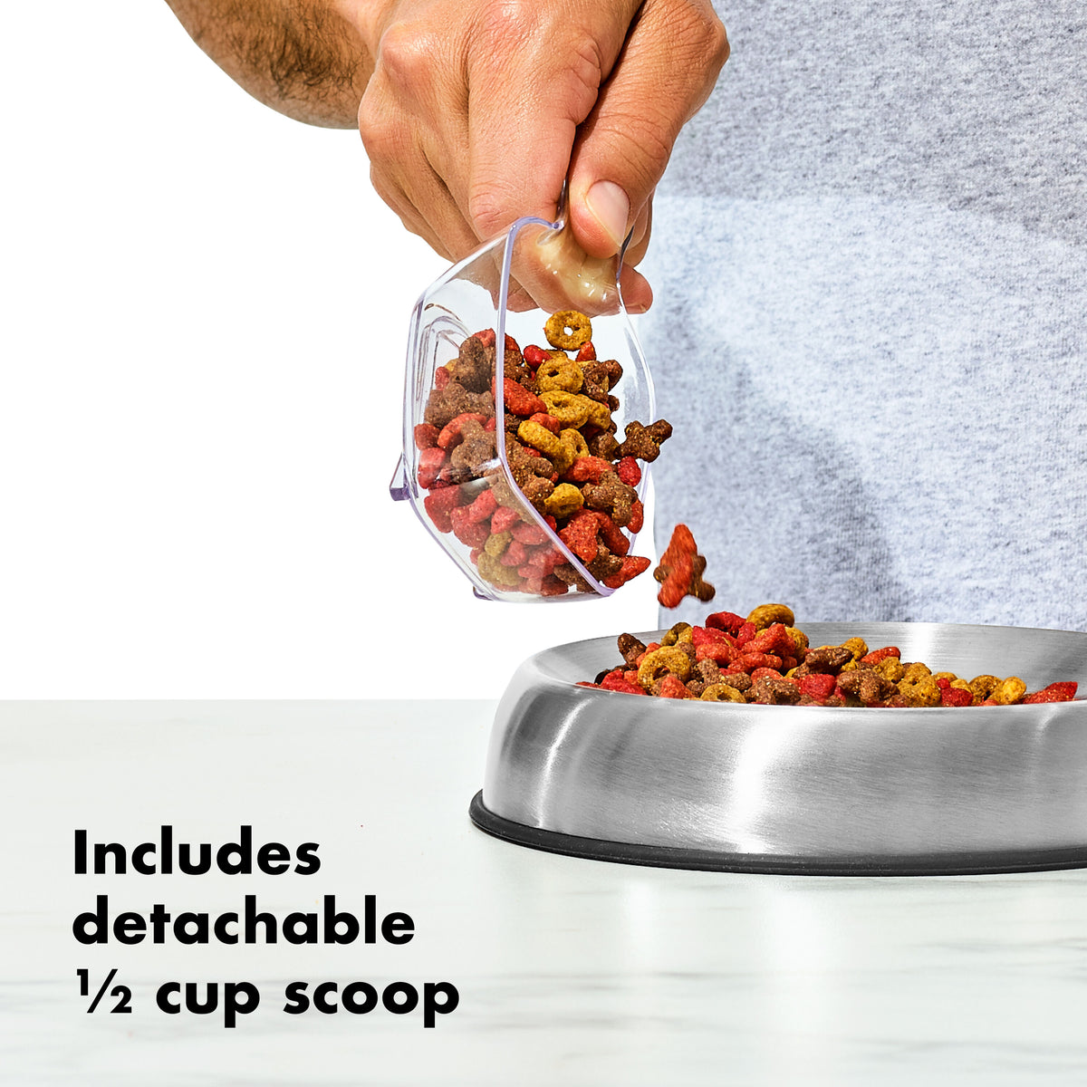 oxo-good-grips-pet-pop-container-6-0-qt-5-7-l-with-half-scoop-i3 gg_11332800_8b_1_.jpg