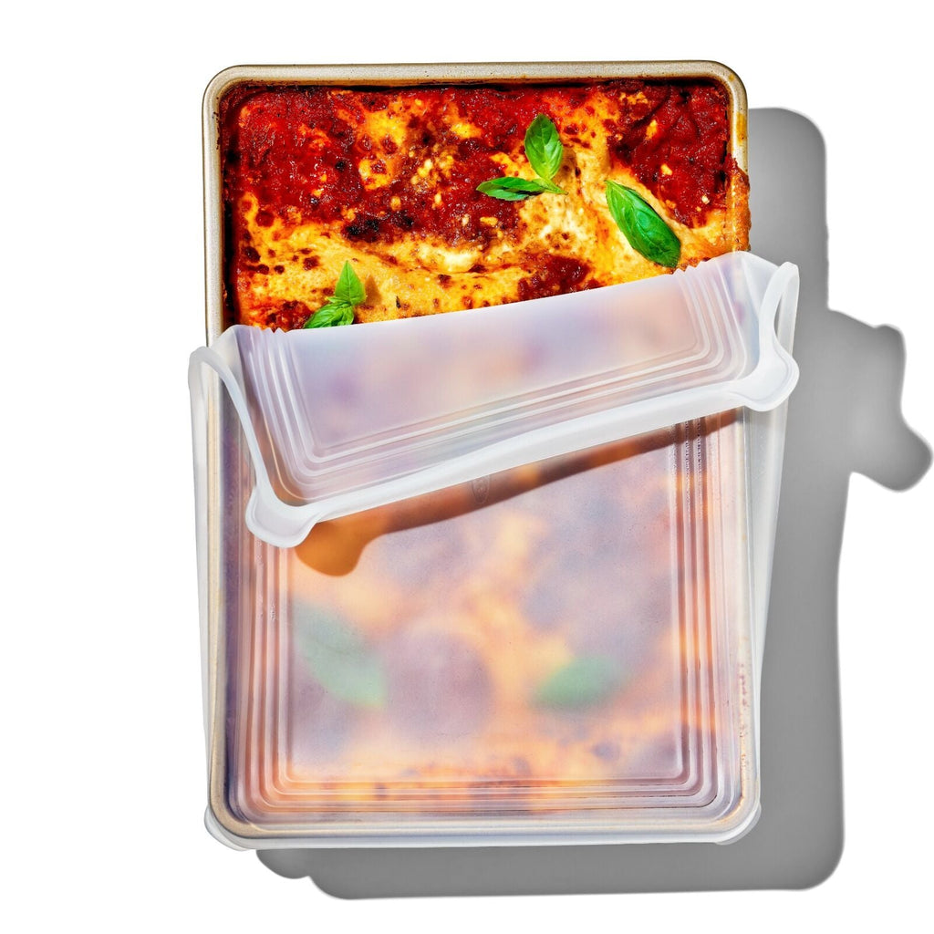 silicone-bakeware-lid-9in-x-13-in-t7 gg_11360400_siliconebakewarelid9x13_pdp_03.jpg