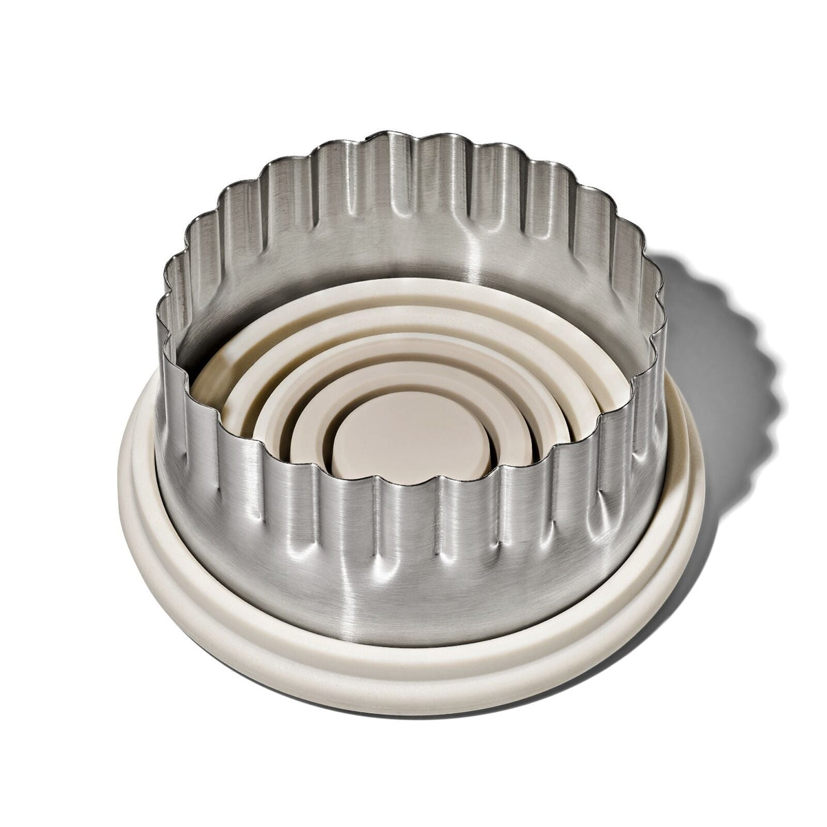 double-sided-cookie-and-biscuit-cutter-e9 gg_11360600_cookiecutterset_pdp_05.jpg