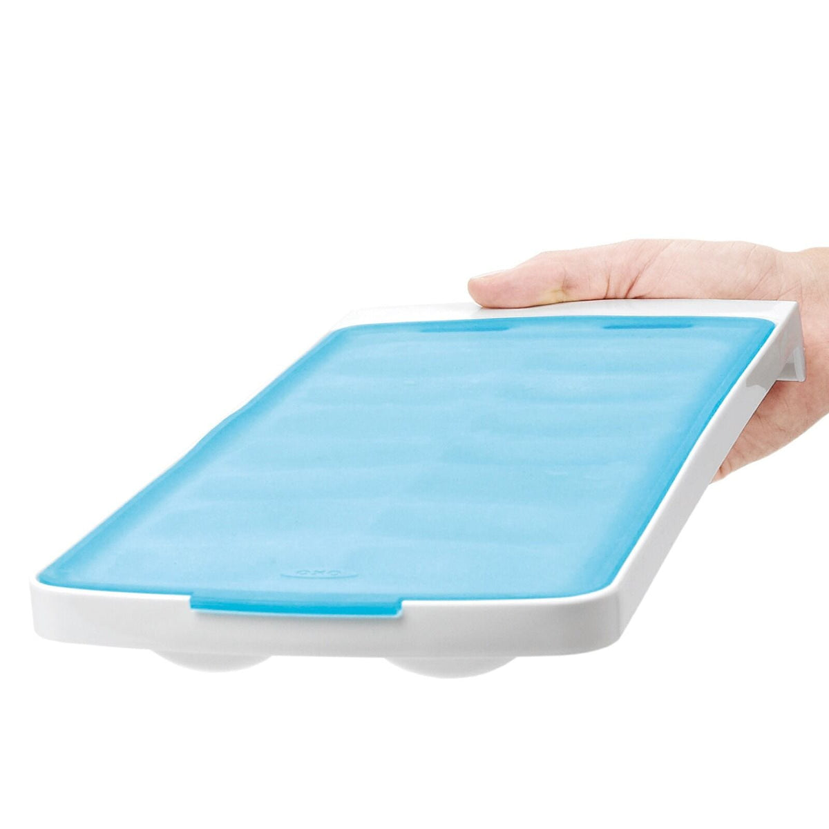 no-spill-ice-cube-tray-2-pack-r2 gg_11362000_nospillicecubetray2pk_pdp_03.jpg