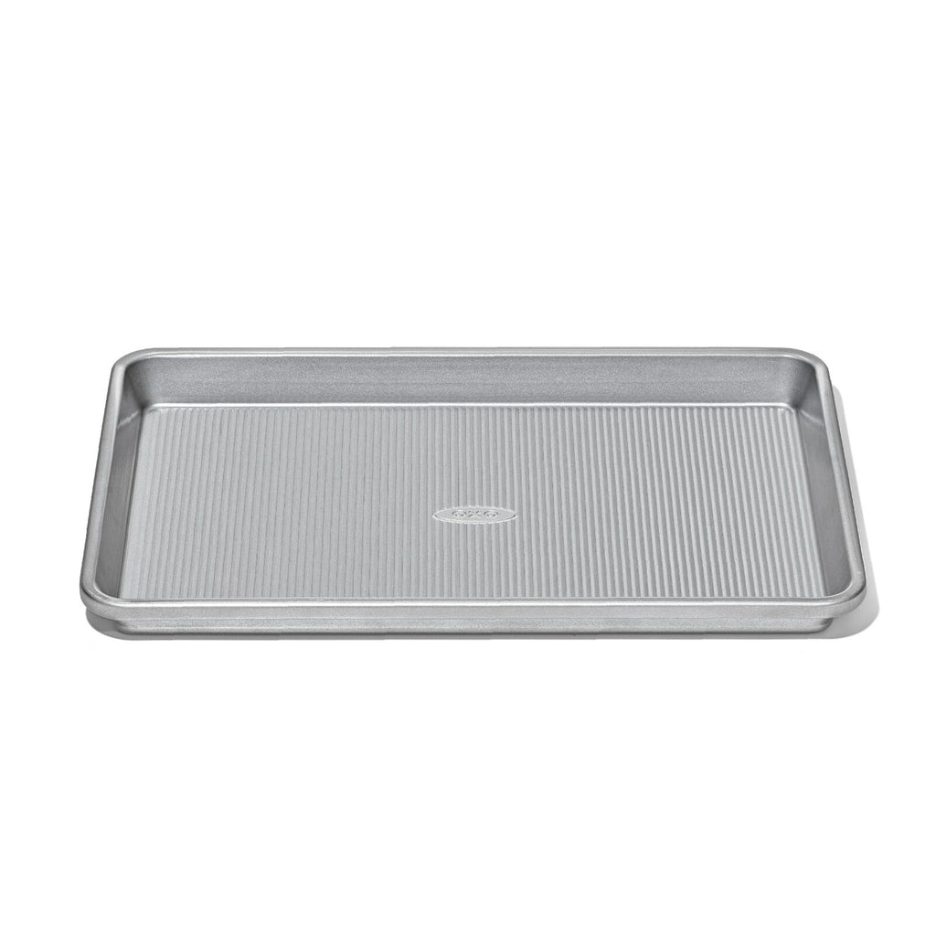 non-stick-pro-clear-coated-jelly-roll-pan-e5 gg_11435000_jelly-roll-pan_apdp_00_main.jpeg