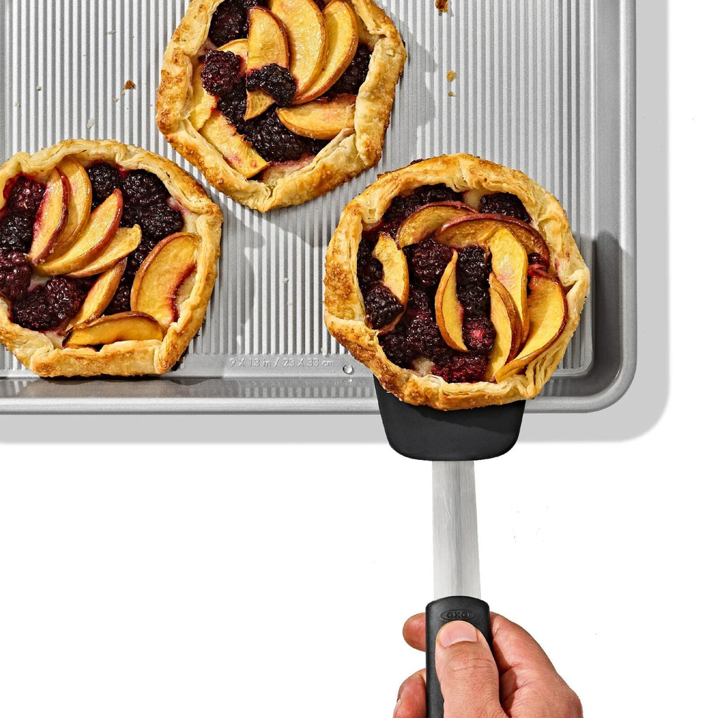 non-stick-pro-clear-coated-jelly-roll-pan-e5 gg_11435000_jelly-roll-pan_pdp_02.jpeg