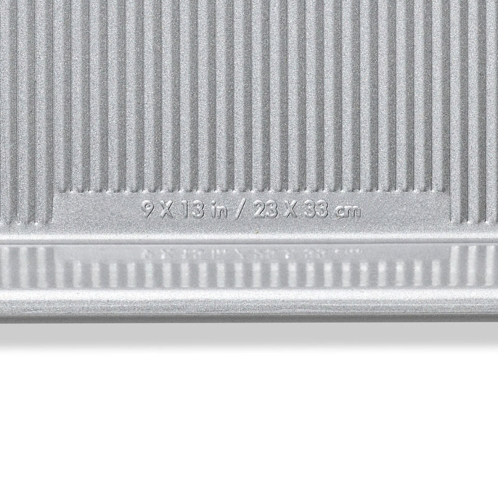 non-stick-pro-clear-coated-jelly-roll-pan-e5 gg_11435000_jelly-roll-pan_pdp_05.jpeg