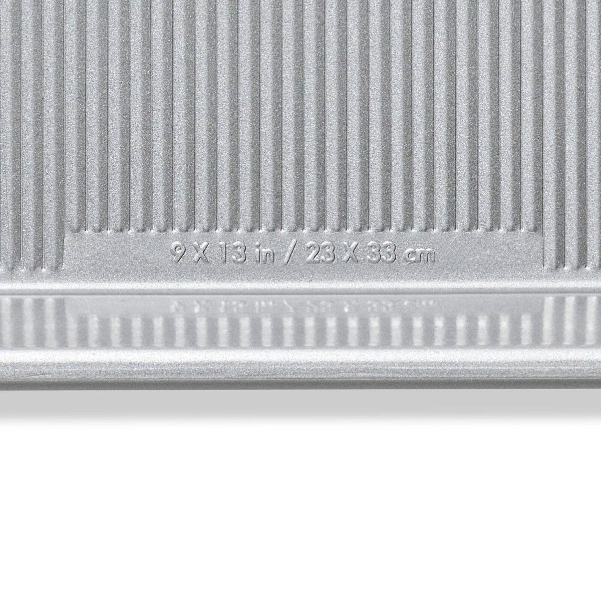 non-stick-pro-clear-coated-jelly-roll-pan-e5 gg_11435000_jelly-roll-pan_pdp_05.jpeg