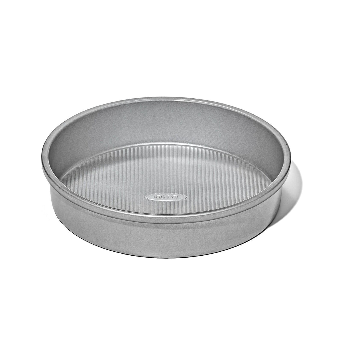 non-stick-pro-clear-coated-9in-round-cake-pan-u9 gg_11435100_9in-round-cake-pan_apdp_00_main.jpeg