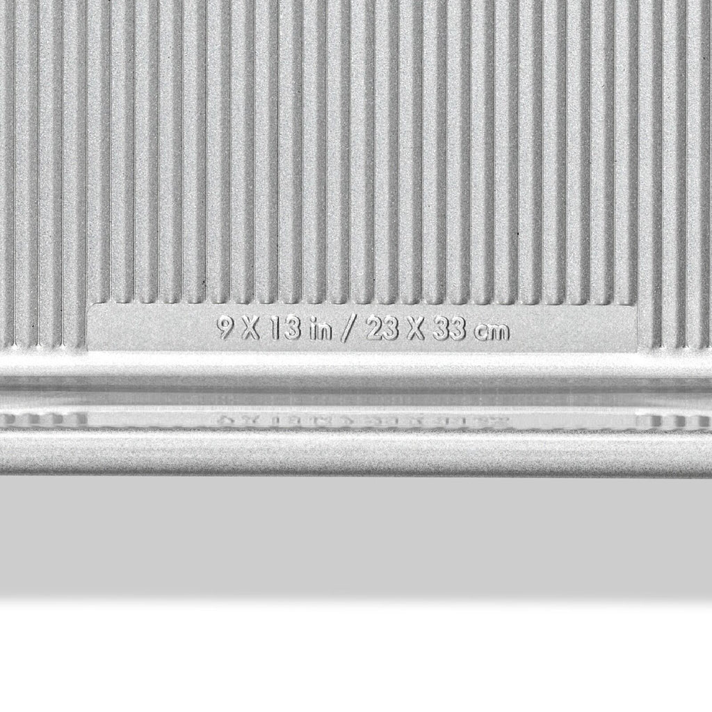 non-stick-pro-clear-coated-9inx13in-cake-pan-w9 gg_11435500_9x13-cake-pan_pdp_06.jpeg