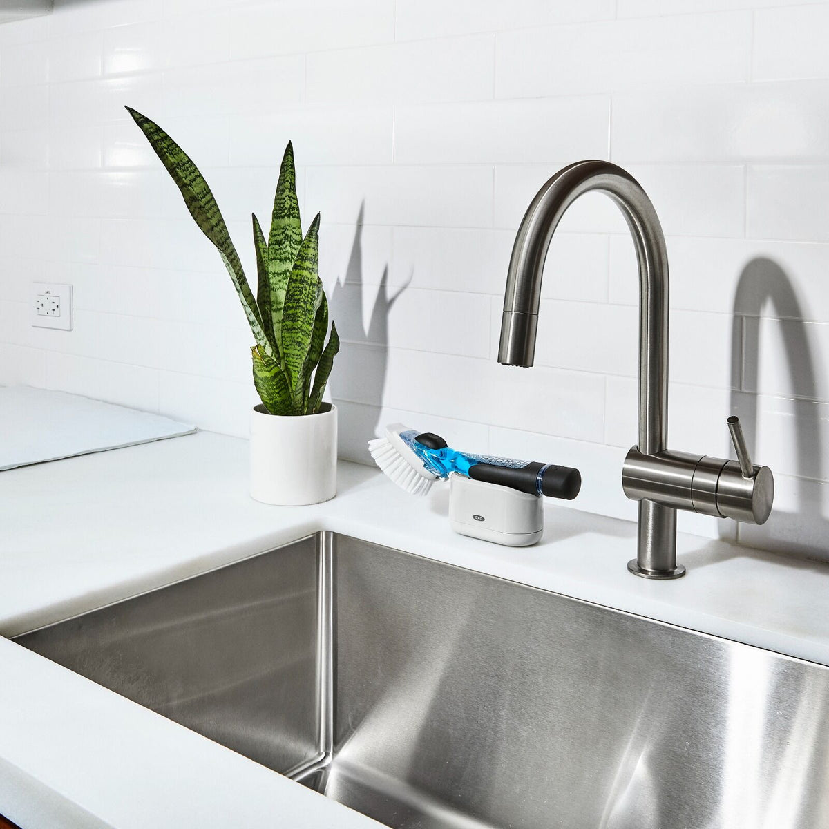 soap-dispensing-dish-brush-storage-set-y4 gg_12361800_dishbrushstorageset_40_rgb.jpg