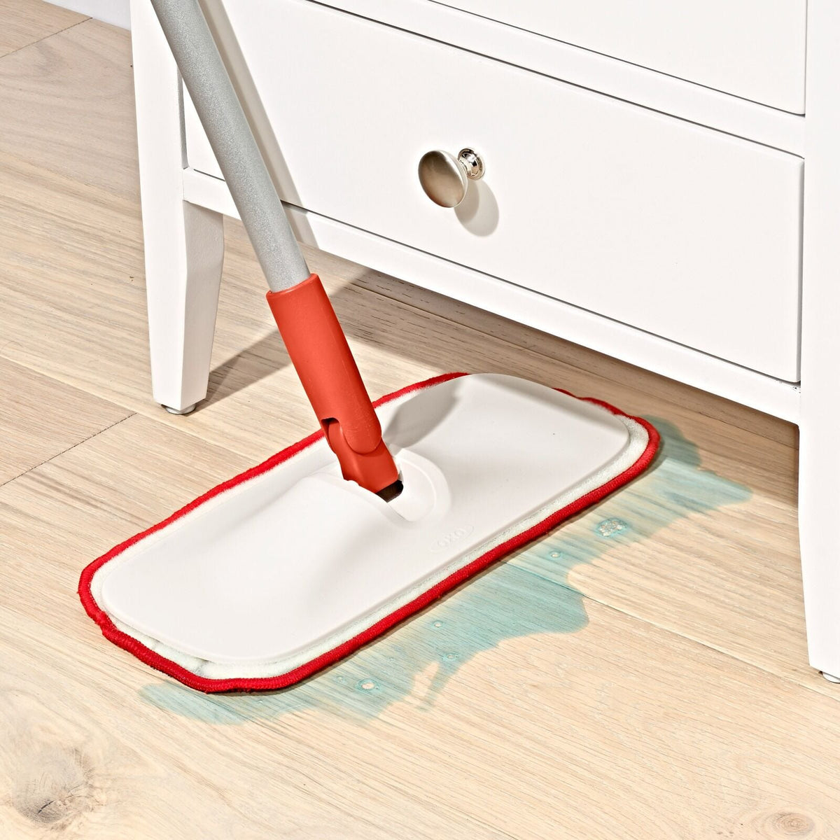 wet-and-dry-microfiber-mop-l3 gg_12423100_wet-dry-floor-mop_pdp_03.jpeg