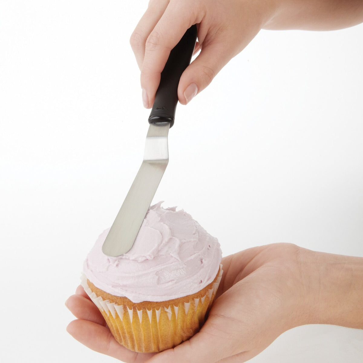 kid-friendly-cupcake-baking-bundle-l8 gg_1248980_2.jpg