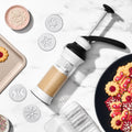 holiday-cookie-press-and-disk-set-bundle-u9 gg_1257580_9.jpg